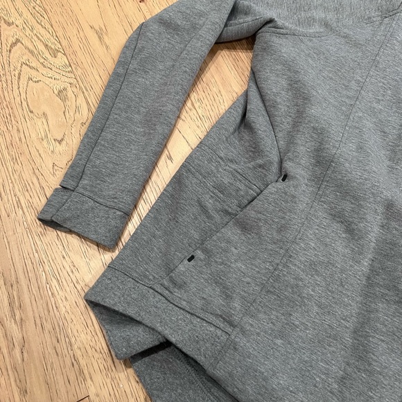 Women’s Nike Hoodie Jacket cinch waste grey size medium - Picture 3 of 10